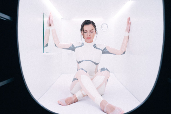 Елена Темникова - Жара (2019)