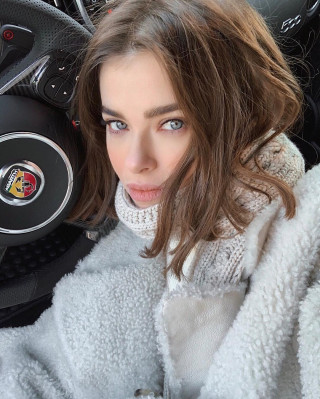 Лена Темникова