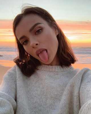Лена Темникова