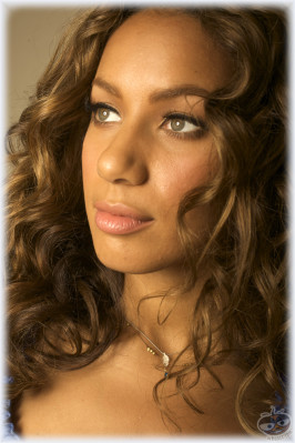 photo 4 in Leona Lewis gallery [id129847] 2009-01-19 00:00:00