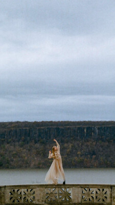 LEXEE SMITH at a Photoshoot, 2019