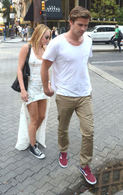 Liam Hemsworth pic #537708
