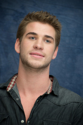 Liam Hemsworth pic #395466
