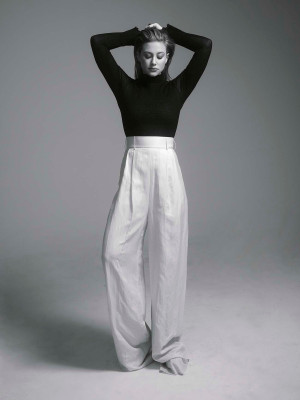 Lili Reinhart for Content Mode (Spring 2022)