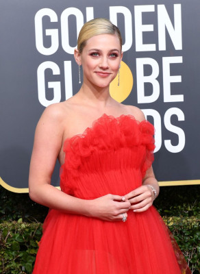 Lili Reinhart – 2019 Golden Globe Awards Red Carpet
