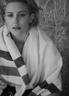 Lili Reinhart – Teen Vogue October 2018