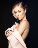 LILI SIMMONS on the Set of a Photoshoot, October 2018