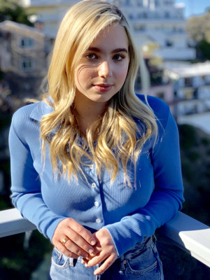 Lilia Buckingham – POPULARTV Magazine January 2019 Photos