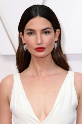 Lily Aldridge – Oscars 2020 Red Carpet