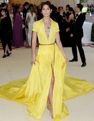 Lily Aldridge – MET Gala 2018