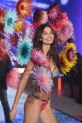 photo 11 in Lily Aldridge gallery [id849663] 2015-12-02 00:00:00