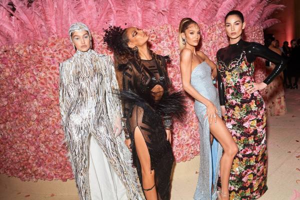 Lily Aldridge – 2019 Met Gala 