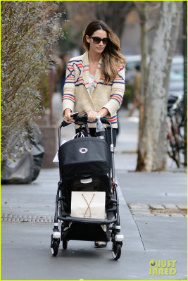 Lily Aldridge pic #598365