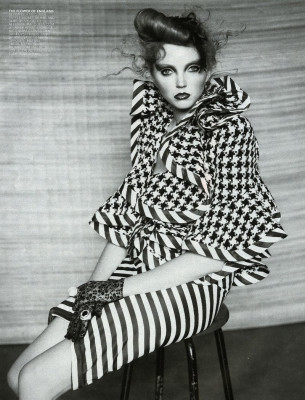 photo 15 in Lily Cole gallery [id339638] 2011-01-11 00:00:00