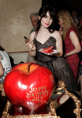Lily Collins pic #482911