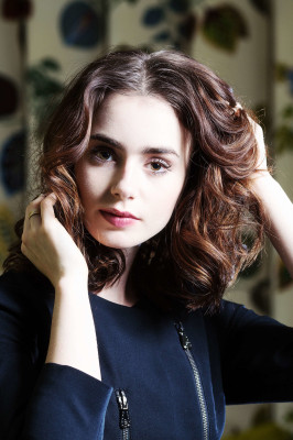 Lily Collins pic #647012