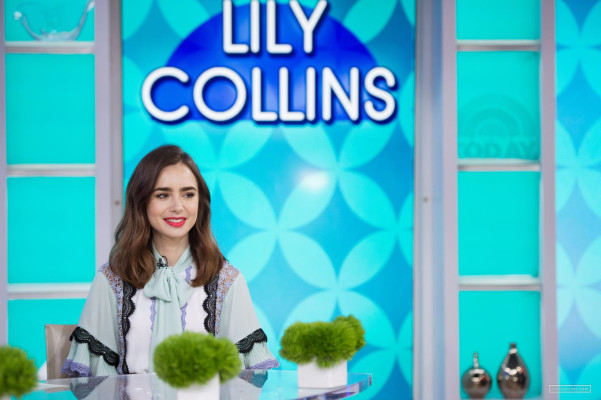 Lily Collins pic #979333