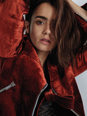 Lily Collins pic #927284