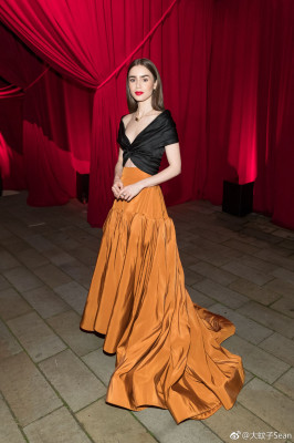 Lily Collins pic #1060729