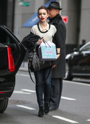 Lily Collins pic #632052