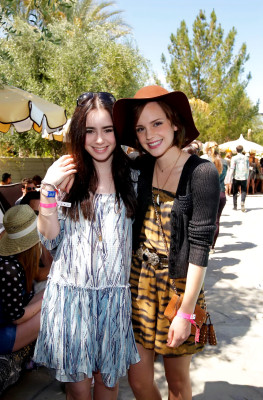 Lily Collins pic #498396
