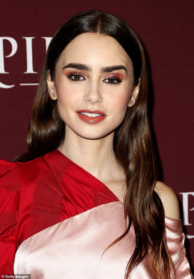 Lily Collins pic #1138459