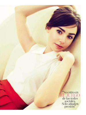 Lily Collins pic #729200