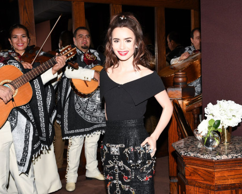 Lily Collins pic #943581