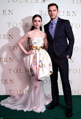 Lily Collins pic #1167972