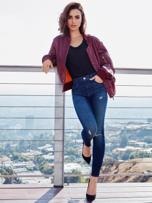 Lily Collins pic #970148