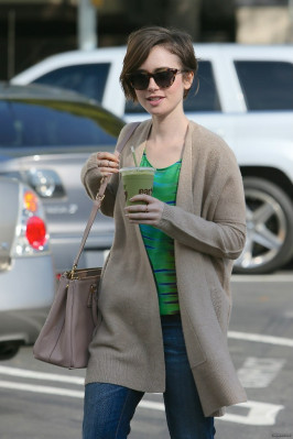 Lily Collins pic #795675