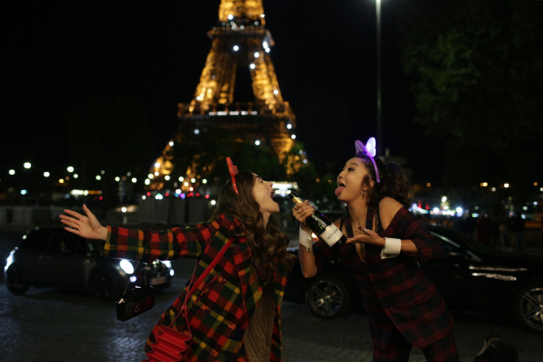 Lily Collins - &#039;Emily In Paris&#039; Stills | 2020