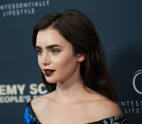 Lily Collins pic #909185
