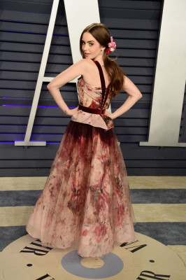 Lily Collins – 2019 Vanity Fair Oscar Party