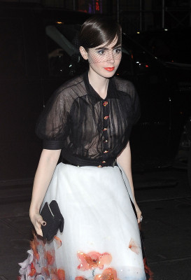 Lily Collins pic #805783