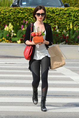 Lily Collins pic #873613