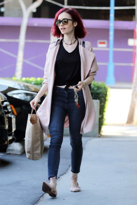 Lily Collins pic #906973
