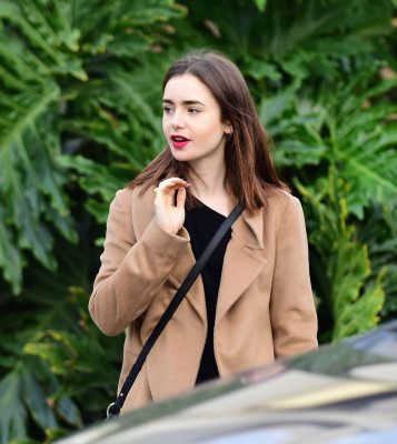 Lily Collins pic #963706