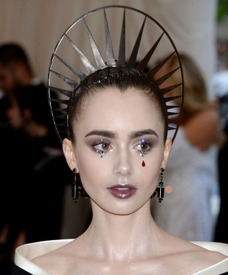 Lily Collins – MET Gala 2018