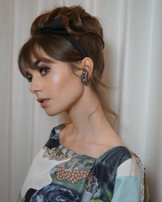 Lily Collins - &#039;Emily in Paris&#039; Premiere 12/15/2021