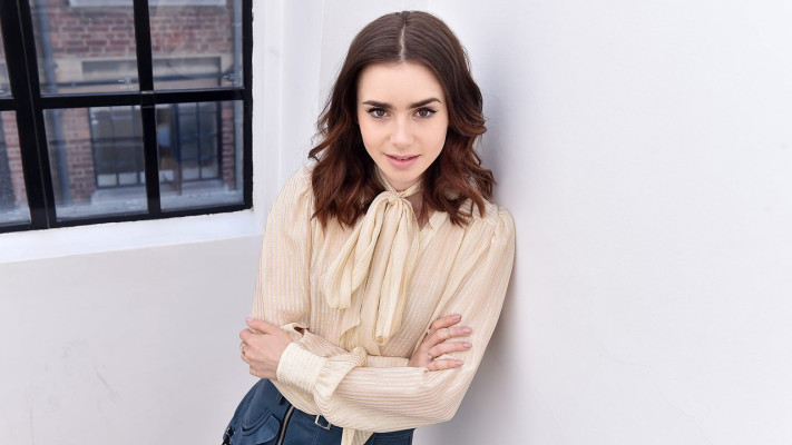 Lily Collins pic #968993