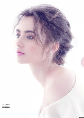 Lily Collins pic #749882