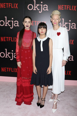 Lily Collins pic #973296