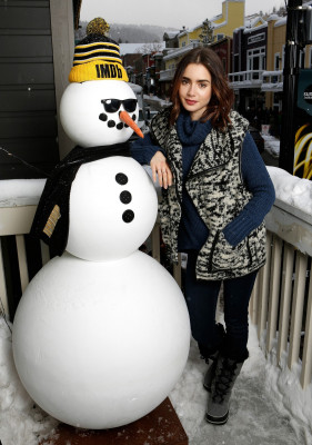 Lily Collins pic #936142