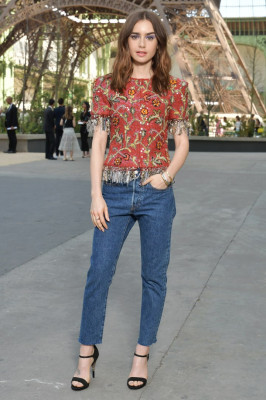 Lily Collins pic #979334