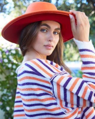 Lily Easton for Peach Love Ca