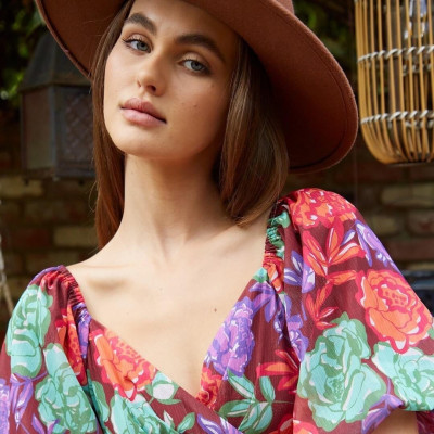 Lily Easton for Peach Love Ca