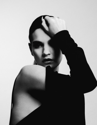 Lily James by Ryan Pfluger for LA Times (Feb 2022)