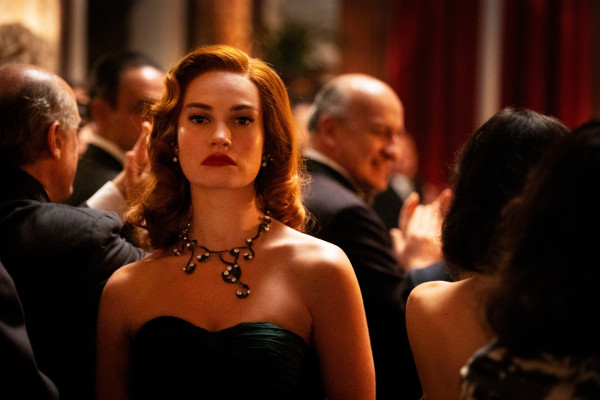 Lily James - Finalmente l&#039;alba (2023)