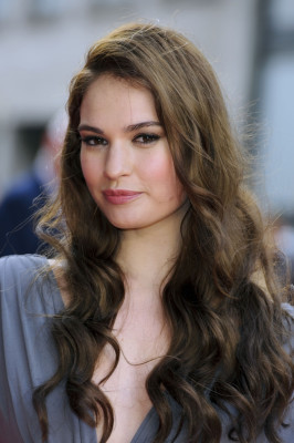 Lily James pic #800065